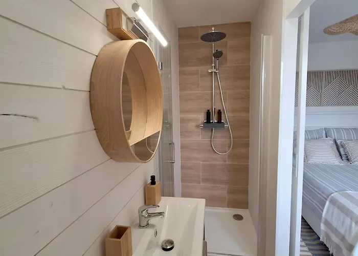 Du Rosais Couette-café 3*